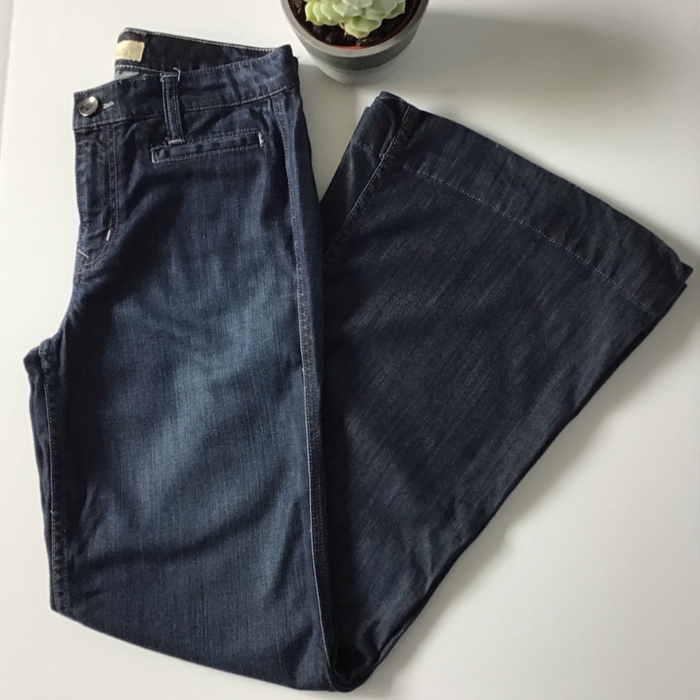 Level 99 Size 27 Wide Leg Bell Bottoms Jeans Medium to Dark Wash
